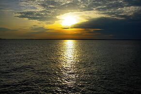 Bugoma sand beach resort hotel
