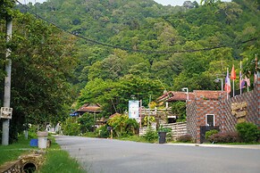 New Dragon Inn Guest House