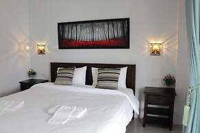 Moeimanee Resort