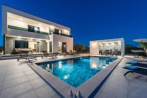Villa Garoful