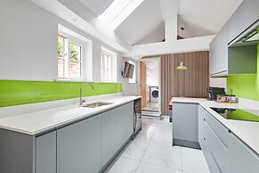Host Stay Damson Cottage