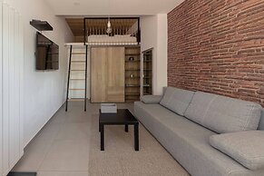 Aroma Apartments