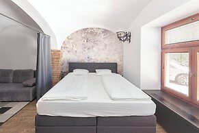 Aroma Apartments