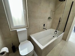 Bugibba Square Seafront LUX Apartments