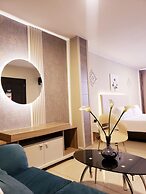 HOTEL SUITE CENTER