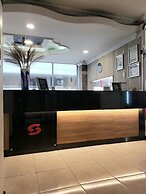 HOTEL SUITE CENTER