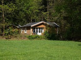 Cozy Chalet Near a National Park
