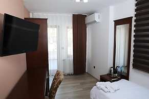 Bruti Hotel