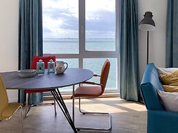 Beautiful Apartment With sea View
