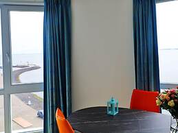 Beautiful Apartment With sea View