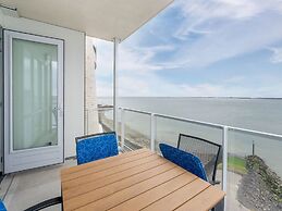 Beautiful Apartment With sea View