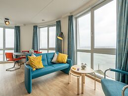 Beautiful Apartment With sea View