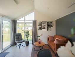 Modern Chalet 5 km From Kampen