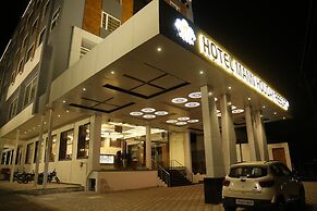 Mann Holiday Resort