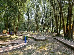 Gite le Chene Vert in a Holiday Park