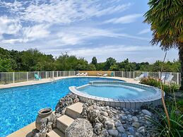 Gite le Chene Vert in a Holiday Park