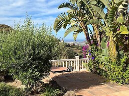 Torre del Mar Hillside Villa