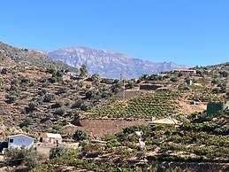 Torre del Mar Hillside Villa