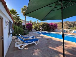Torre del Mar Hillside Villa