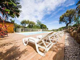 Apartment in Provence With Pool & Golf