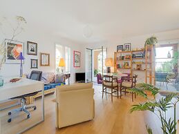 Apartment in Provence With Pool & Golf