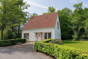 Spacious Stay With Sauna