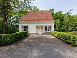 Spacious Stay With Sauna