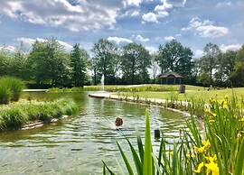 Lodge in Arcen by Recreational Lake