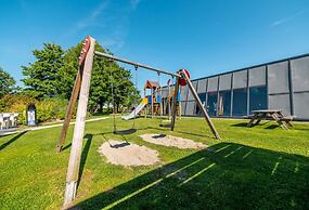Nice Chalet With Beach at 600 m