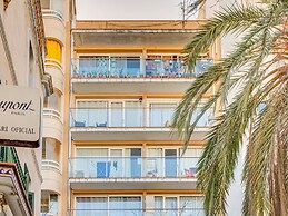 Elegant Apartment With Terrace