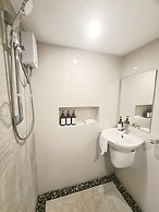 148 Guesthouse and Resort