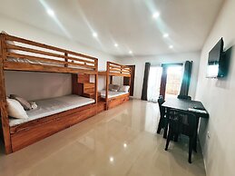 148 Guesthouse and Resort