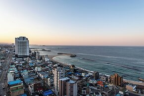 More Than Sokcho Lighthouse Branch