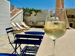 Volpe e Uva Winesuites & Spa