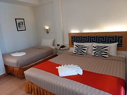 Polkadot Cafe&Hotel
