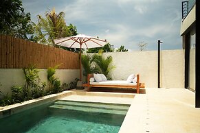 Black Rock Villas