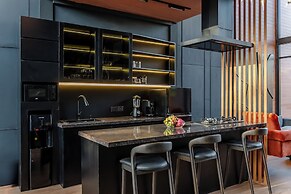 Black Rock Villas