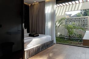 Black Rock Villas