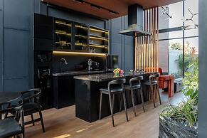 Black Rock Villas