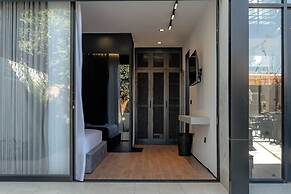 Black Rock Villas