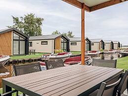 Chalet With Private Jetty