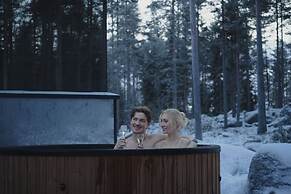 Invisible Forest Lodge