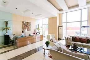 Sunshine 100 Plaza