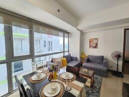 Sunshine 100 Plaza