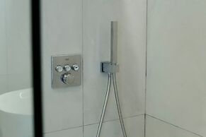AMO Residences