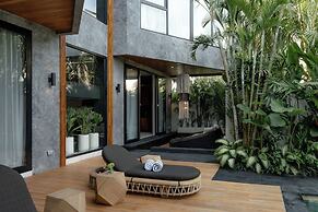 AMO Residences