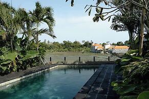 AMO Residences