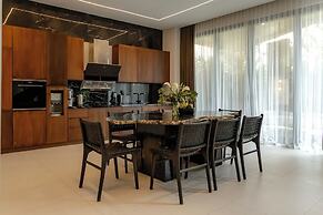 AMO Residences