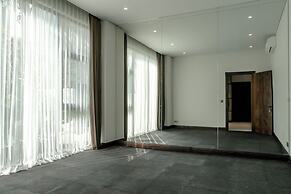 AMO Residences