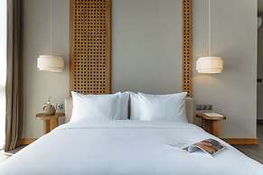 AMO Residences